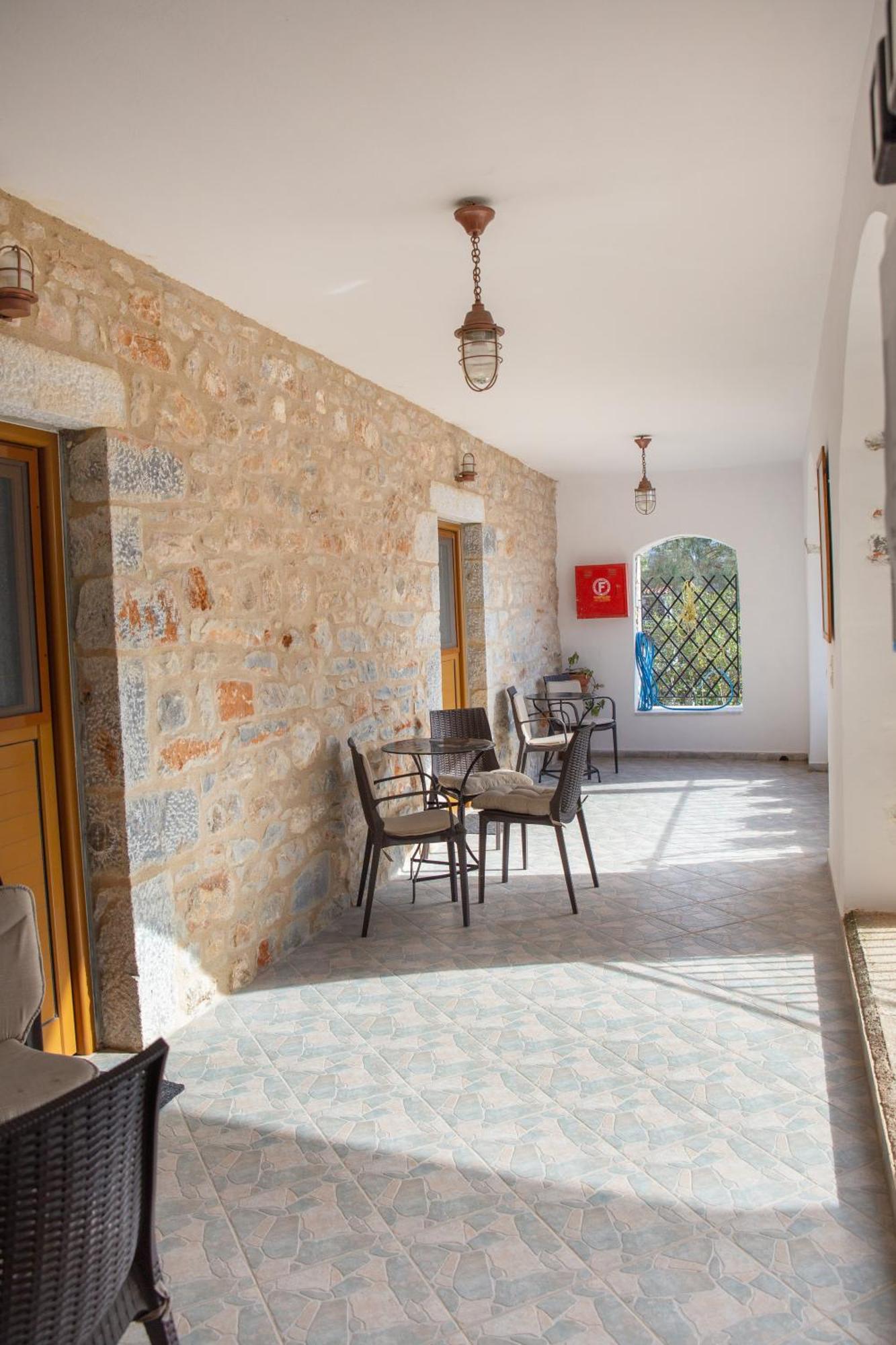 Traditional House Alepis In Areopolis Exterior foto